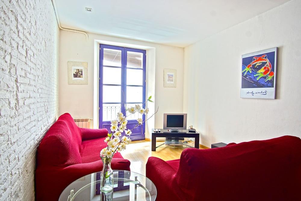 La Lleona Apartment Girona Exteriör bild